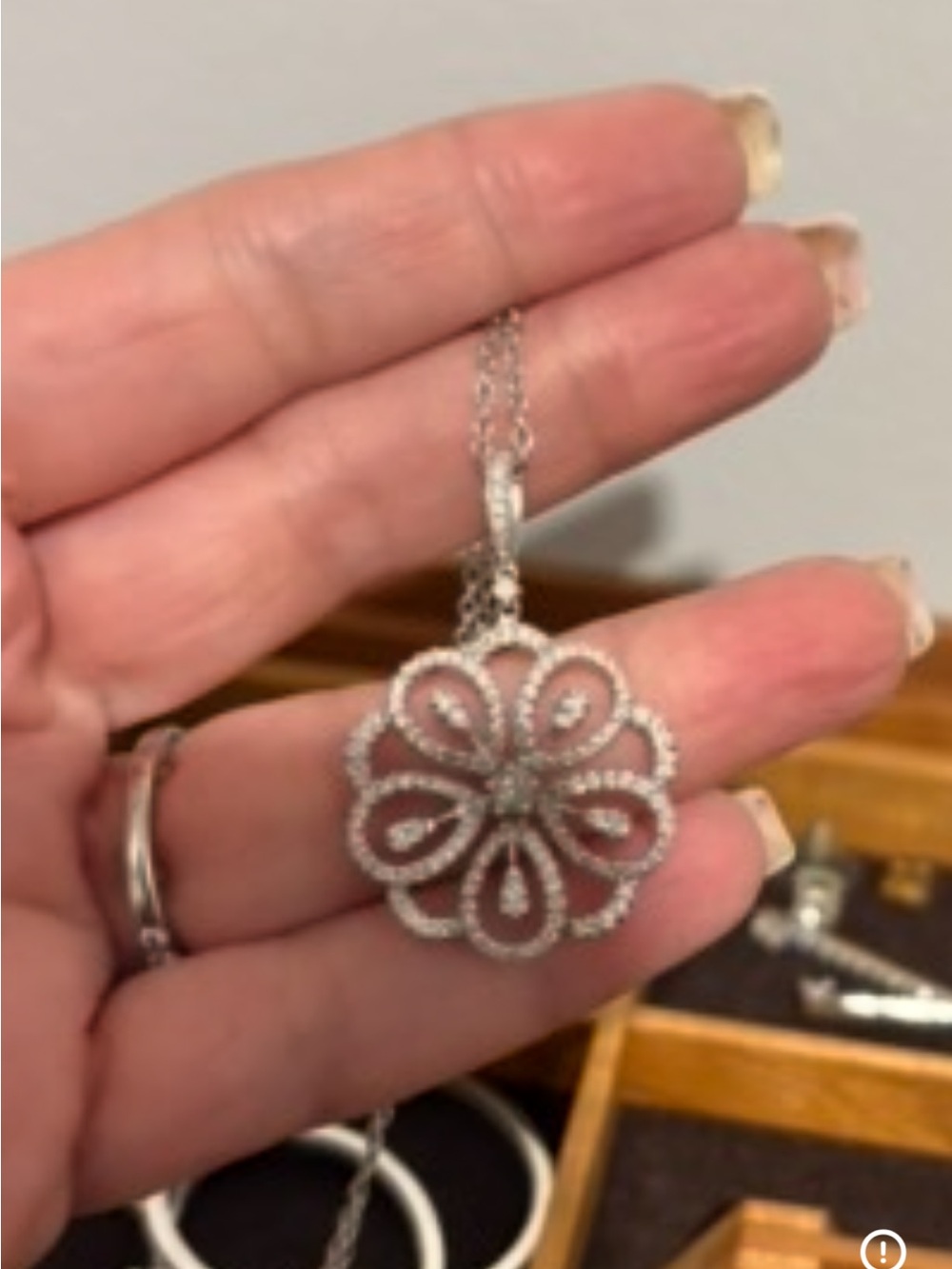 14k diamond  Floral Teardrop Pendant Necklace - Elegant Women’s Jewelry